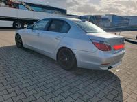 Gebraucht BMW 525 177 PS (130 kW) 2004 Grau Limousine