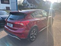 Gebraucht Ford Focus Active 150 PS (110 kW) 2019 Rot Limousine