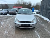 Gebraucht Ford Focus Ambiente 101 PS (74 kW) 2003 Silber Limousine