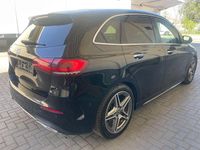 Gebraucht Mercedes B220 AMG line 190 PS (139 kW) 2021 Schwarz Kleinwagen