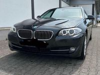 Gebraucht BMW 520 184 PS (135 kW) 2012 Schwarz Kombi