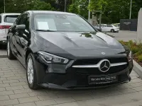 Gebraucht Mercedes CLA200 Shooting Brake 150 PS (110 kW) 2023 Schwarz Kombi