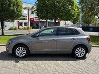 Używany VW Polo 90 KM (66 kW) 2019 Szary Hatchback