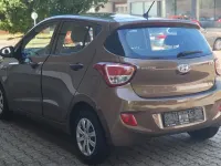 Gebraucht Hyundai i10 Classic 67 PS (49 kW) 2016 Braun Kleinwagen