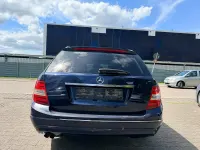 Gebraucht Mercedes C180 120 PS (88 kW) 2012 Schwarz Kombi