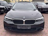 Gebraucht BMW 520 190 PS (139 kW) 2021 Schwarz ii/bonnet fluid black Kombi