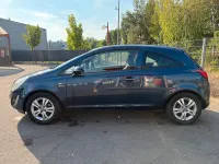 Gebraucht Opel Corsa 101 PS (74 kW) 2012 Blau Kleinwagen