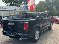 Neu GMC Sierra 426 PS (313 kW) 2026 Schwarz Pickup