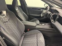 Gebraucht VW Passat R-line 272 PS (200 kW) 2024 Black metallic Kombi