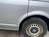 Gebraucht VW T5 Trendline 140 PS (102 kW) 2012 Silber Van