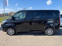 Gebraucht Ford Tourneo Titanium 150 PS (110 kW) 2023 Schwarz Van / Kleinbus