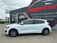 Nouvelle Ford Focus Titanium X 125 ch (91 kW) 2026 Blanc Berline