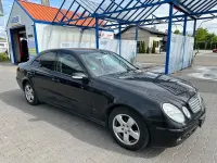 Gebraucht Mercedes E220 150 PS (110 kW) 2005 Schwarz Limousine