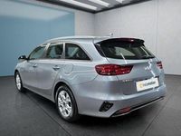 Gebraucht Kia Ceed 120 PS (88 kW) 2023 Silber Kleinwagen