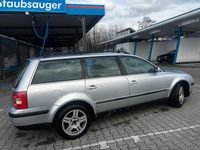Gebraucht VW Passat 131 PS (96 kW) 2001 Silber Kombi