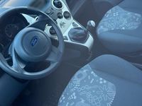 Gebraucht Ford Ka 69 PS (50 kW) 2010 Weiß Kleinwagen