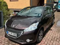 Gebraucht Peugeot 208 Active 82 PS (60 kW) 2013 Braun Kleinwagen