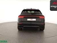 Gebraucht Audi Q8 S-Line 286 PS (210 kW) 2021 Orcaschwarz SUV