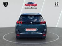 Gebraucht Peugeot 5008 Allure 131 PS (96 kW) 2017 Grün Van / Kleinbus