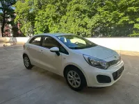 Gebraucht Kia Rio 75 PS (55 kW) 2015 Weiß Limousine