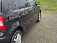 Gebraucht VW Polo Highline 75 PS (55 kW) 2004 Schwarz Kleinwagen