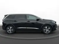 Gebraucht Peugeot 5008 Allure 131 PS (96 kW) 2021 Lackierung schwarz perla nera/ SUV