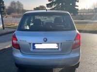 Gebraucht Skoda Fabia Ambition 75 PS (55 kW) 2014 Silber Limousine