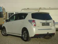 Gebraucht Toyota Verso 124 PS (91 kW) 2013 Weiß Van / Kleinbus
