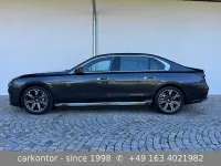 Gebraucht BMW i7 400 kW (544 PS) 2024 Sophistograu metallic Limousine