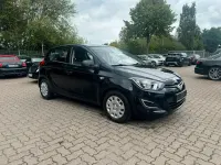 Gebraucht Hyundai i20 86 PS (63 kW) 2013 Schwarz Kleinwagen