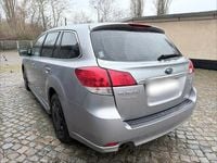 Gebraucht Subaru Legacy 150 PS (110 kW) 2010 Silber Kombi