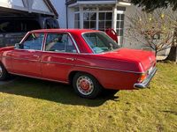 Gebraucht Mercedes 200 95 PS (69 kW) 1973 Rot Limousine