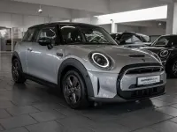 Gebraucht Mini Cooper SE Essential 135 kW (184 PS) 2023 Silber Kleinwagen