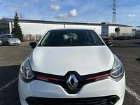 Gebraucht Renault Clio IV 75 PS (55 kW) 2013 Weiß Kleinwagen