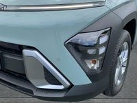 Neu Hyundai Kona 101 PS (74 kW) 2025 Grün SUV