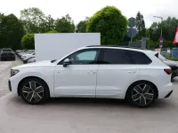 Gebraucht VW Touareg Edition 286 PS (210 kW) 2026 Oryxweiß perlmutteffekt SUV
