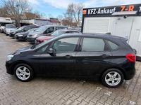 Gebraucht BMW 218 Advantage 150 PS (110 kW) 2016 Schwarz Van / Kleinbus