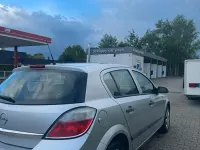 Brugt Opel Astra 90 HK (66 kW) 2007 Grå Hatchback