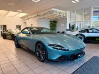 Gebraucht Ferrari Roma 620 PS (456 kW) 2024 Blau Cabrio