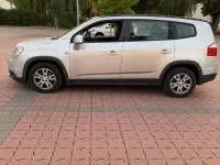 Gebraucht Chevrolet Orlando 163 PS (119 kW) 2012 Silber Van / Kleinbus