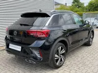 Gebraucht VW T-Roc R-line 150 PS (110 kW) 2023 Deep black perleffekt SUV