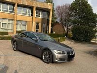 Gebraucht BMW 330 231 PS (169 kW) 2008 Silber Coupé