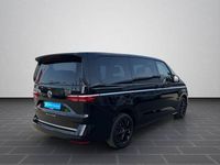 Gebraucht VW Multivan Style 150 PS (110 kW) 2024 Deep black perleffekt (metallic) Van
