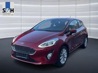 Gebraucht Ford Fiesta Titanium 125 PS (91 kW) 2018 Rot Limousine
