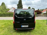 Gebraucht Ford Tourneo Titanium 131 PS (96 kW) 2021 Schwarz Van / Kleinbus