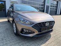 gebraucht Hyundai i30 1.5 Pure