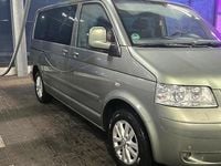 Second-hand VW T5 174 CP (127 kW) 2004 Verde Van