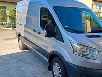 Gebraucht Ford Transit 155 PS (114 kW) 2016 Silber Van / Kleinbus