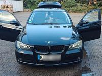 Gebraucht BMW 318 143 PS (105 kW) 2008 Schwarz Limousine