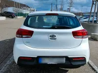 Gebraucht Kia Rio Edition 7 84 PS (61 kW) 2018 Weiß Kleinwagen